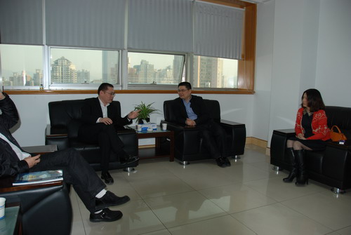 DSC_0131.JPG DSC_0131.JPG